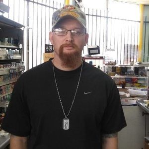 Meet your Posher, Clifton